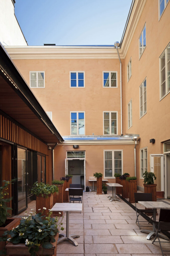 K4-Elefantti Govinius house